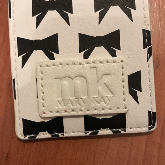 Mary Kay | Bags | Mary Kay Leather Luggage Tag | Poshmark